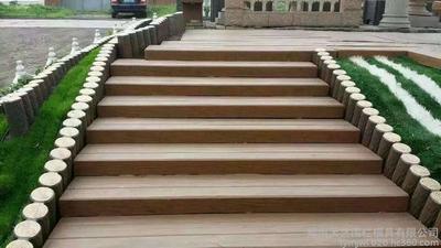 仿木纹地板
