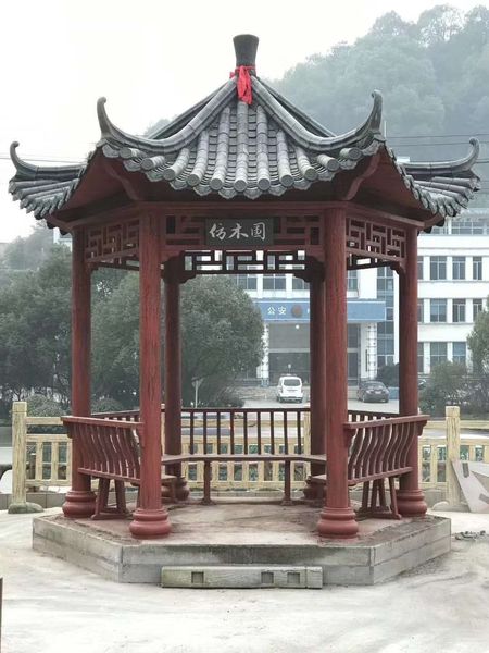 仿古公园六角亭